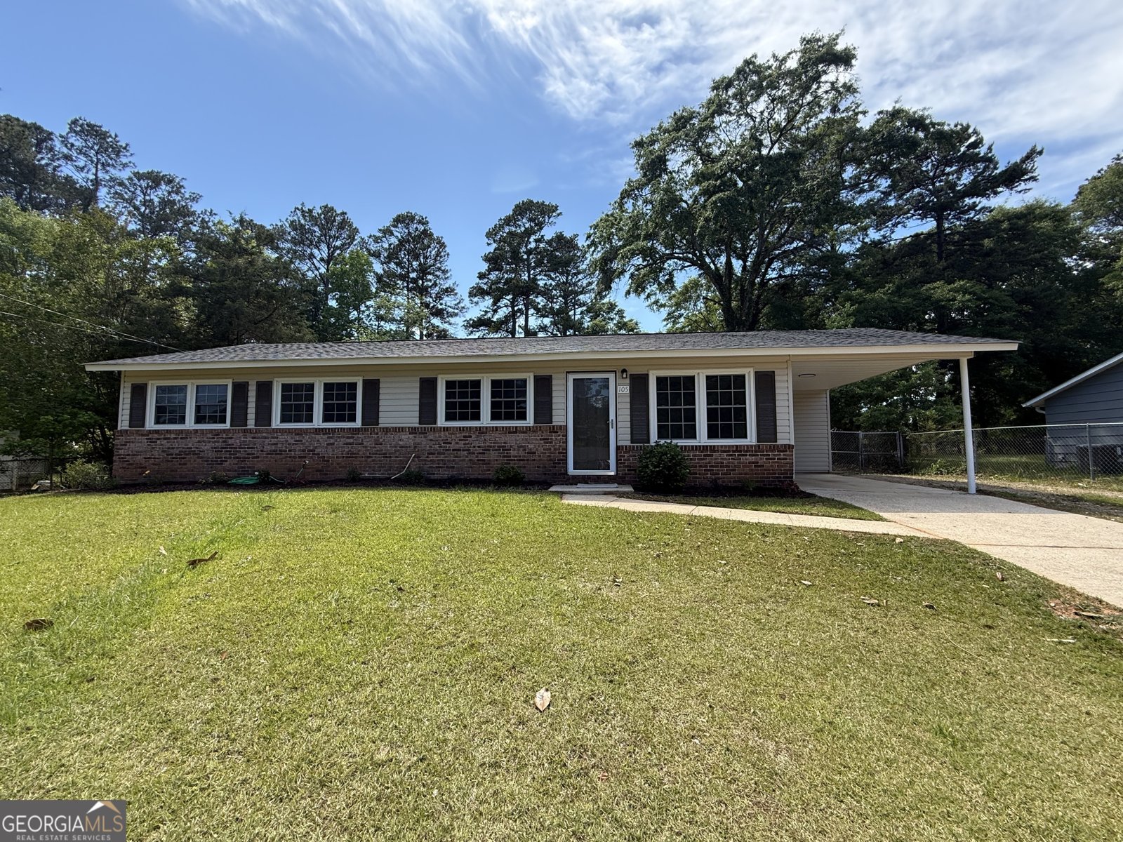 105 Sir Lancelot Avenue Lagrange - Photo 1