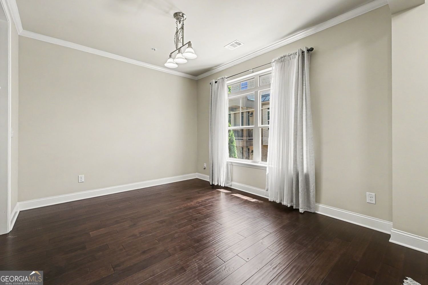 305 Garland Woods Court Smyrna - Photo 6