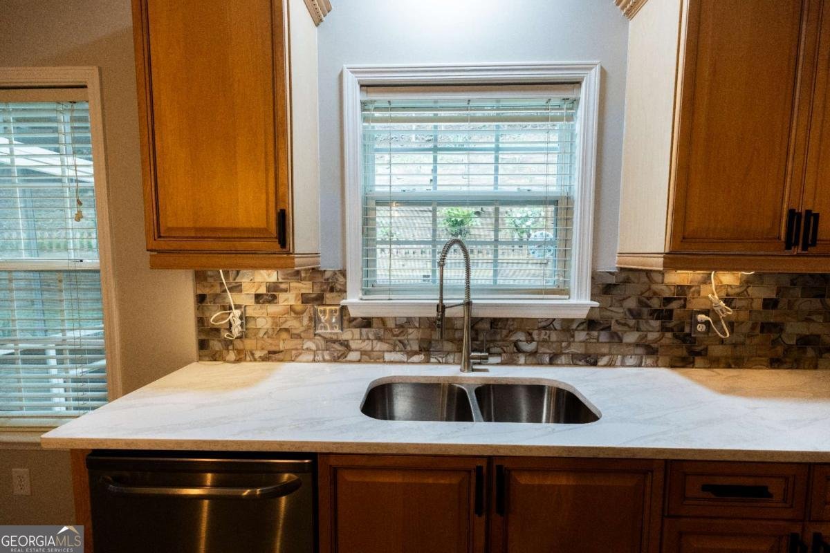 1038 Island View Court Buford - Photo 17