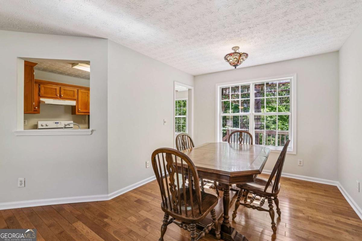 6321 Shady Grove Lane Flowery Branch - Photo 6