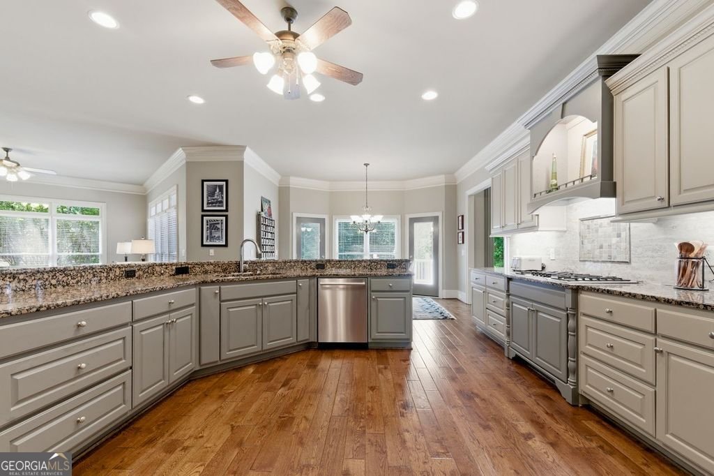 348 Aviemore Lane Suwanee - Photo 11
