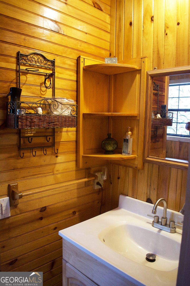 87 Maple Wood Lane Cleveland - Photo 14