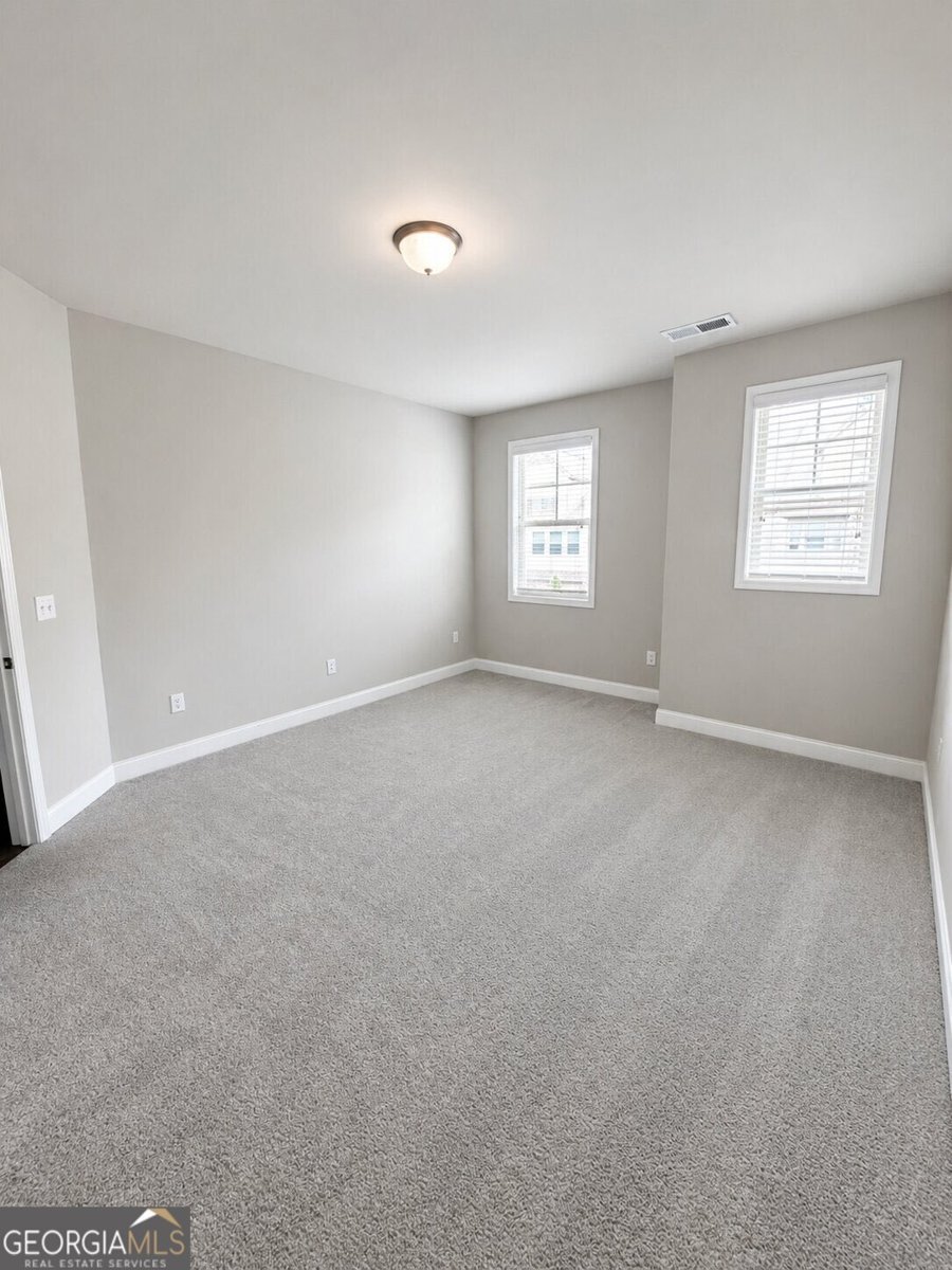 2235 Manor Pointe Drive Cumming - Photo 14