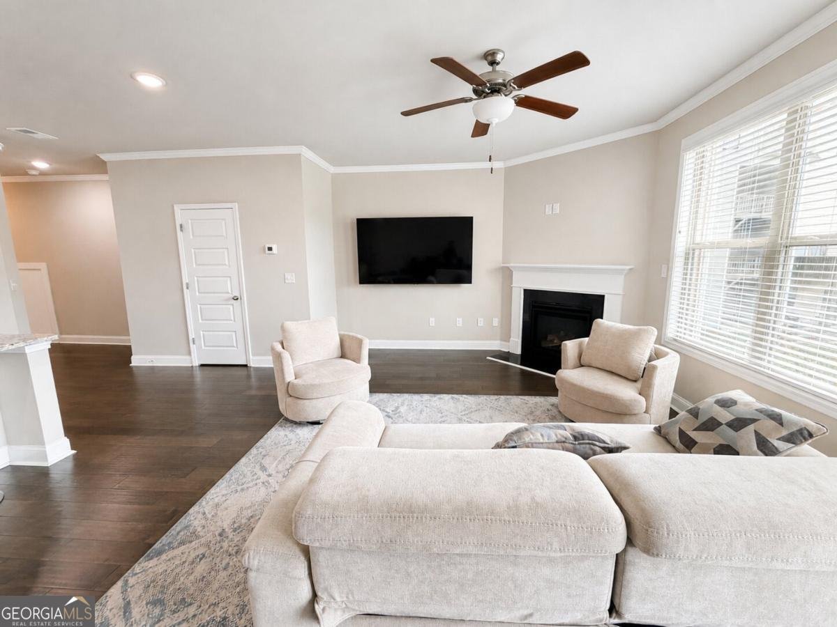 2235 Manor Pointe Drive Cumming - Photo 24