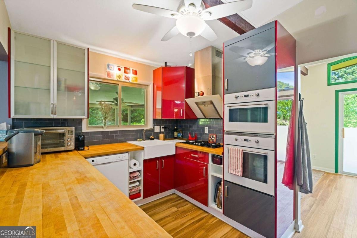 3599 Summitridge Drive Atlanta - Photo 9