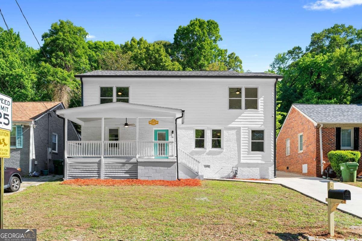 1689 Derry Avenue Atlanta - Photo 1