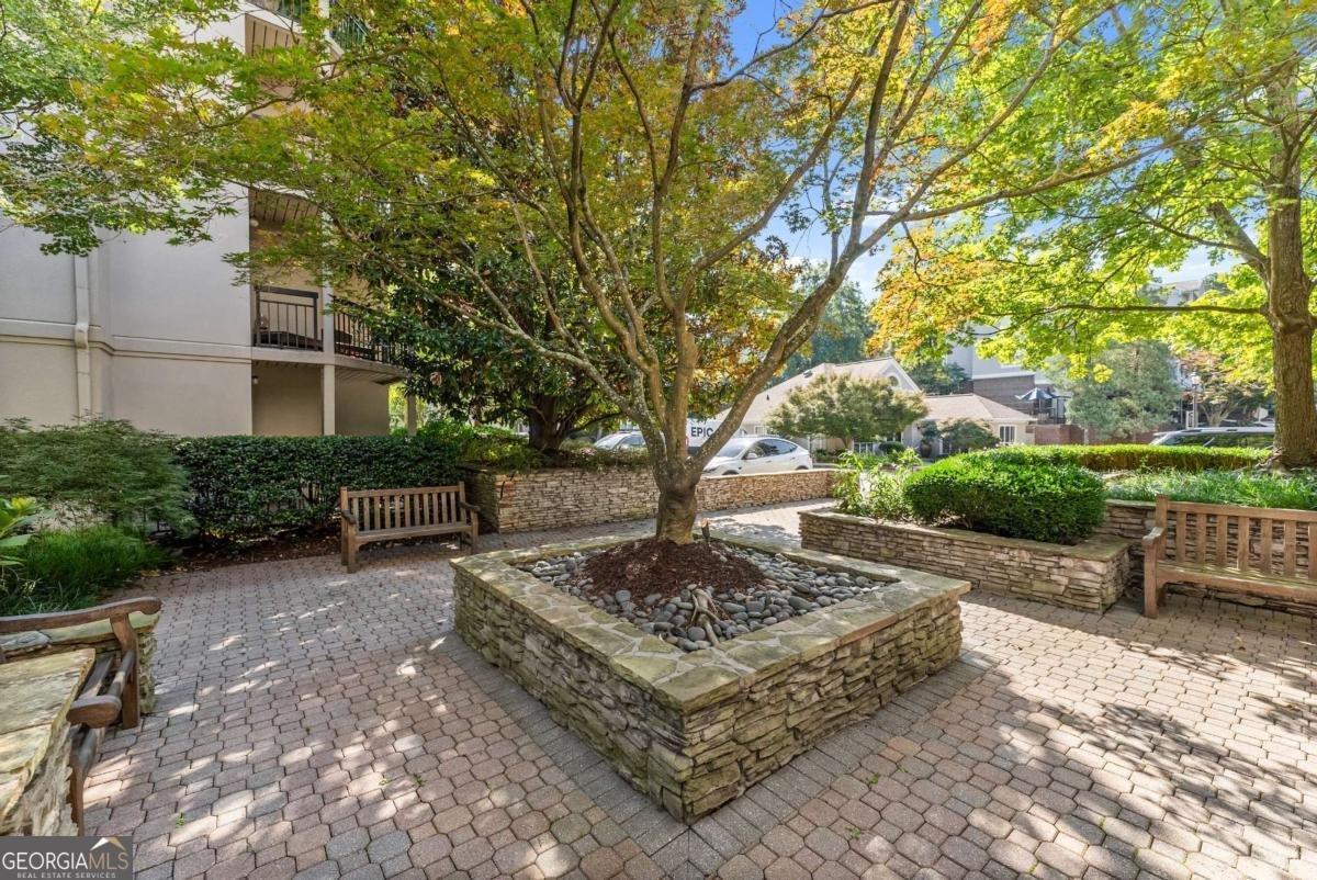 1406 River Green Drive Atlanta - Photo 1