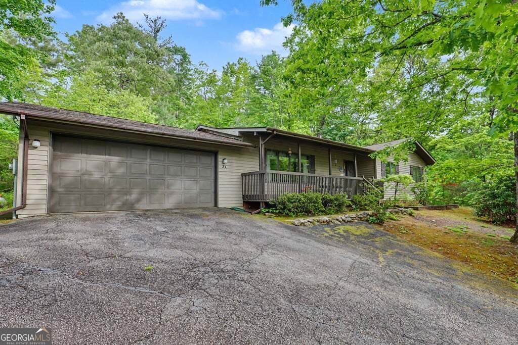 24 Taylor Valley Road Clayton - Photo 1