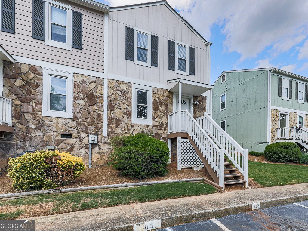 382 Oak Harbor Trail Marietta - main photo