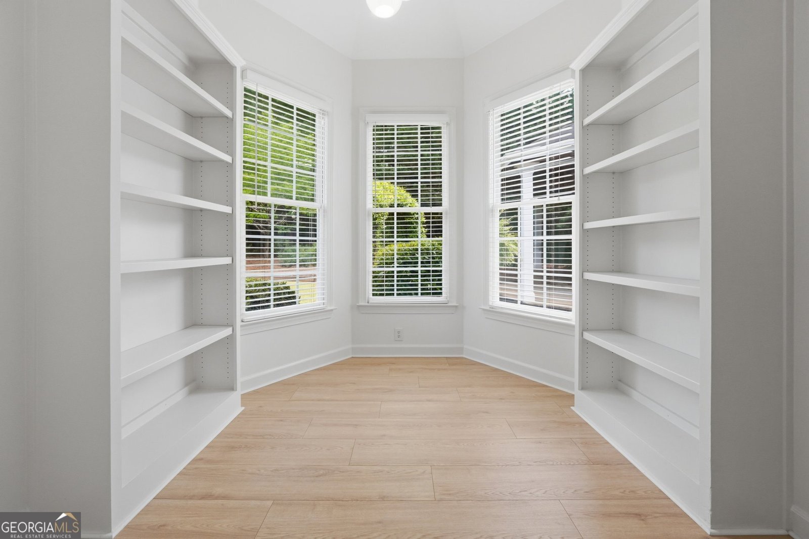 325 North Court Alpharetta - Photo 22