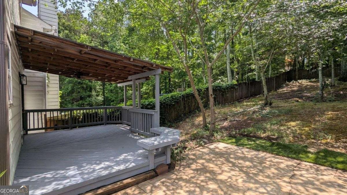 1672 Grist Mill Drive Marietta - Photo 14