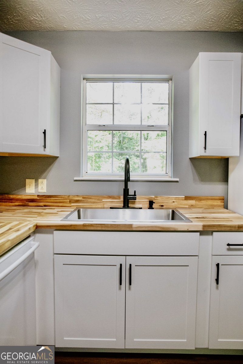 145 Susan Circle Winterville - Photo 11