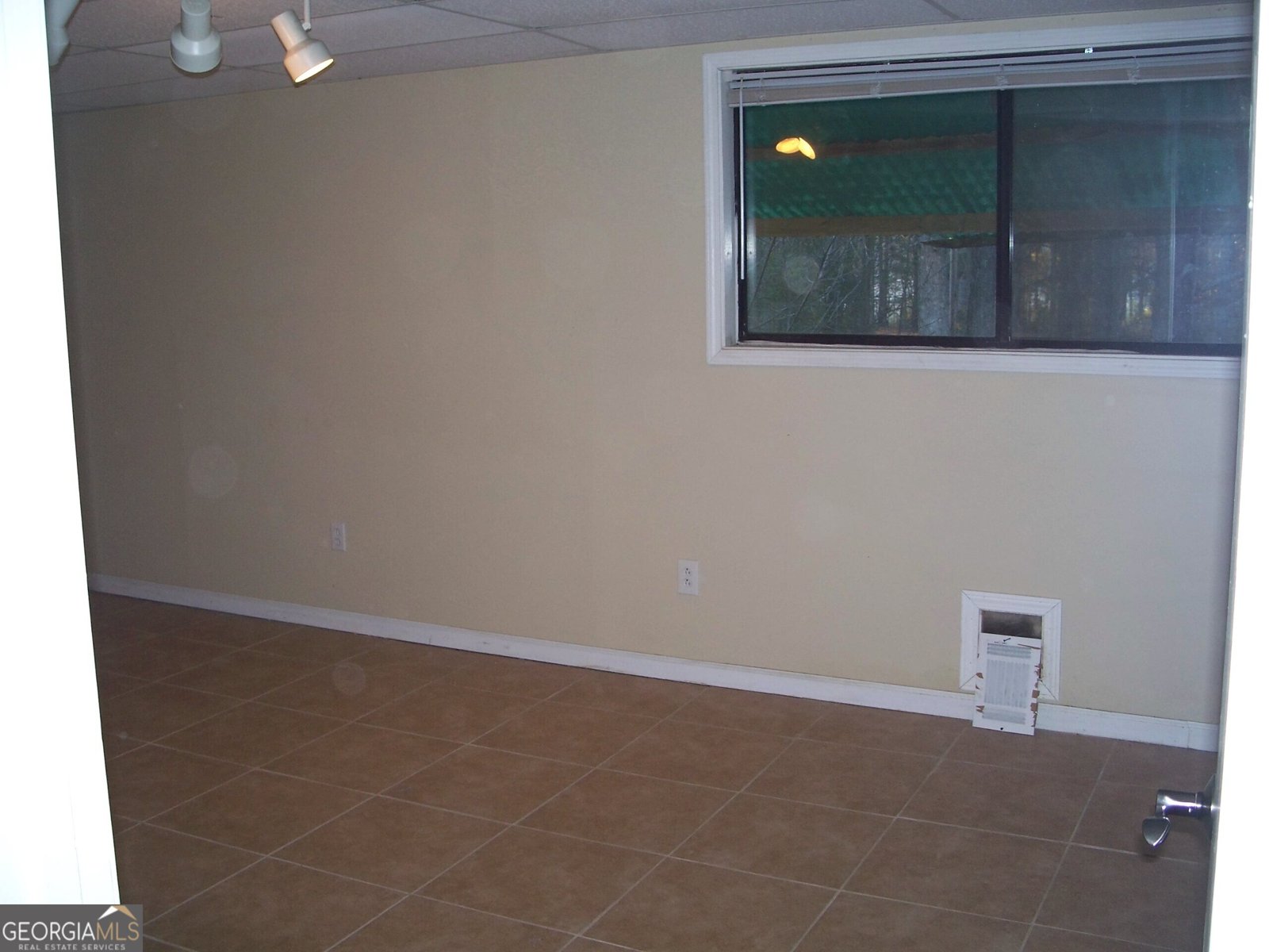 4158 Valley Brook Road Snellville - Photo 6