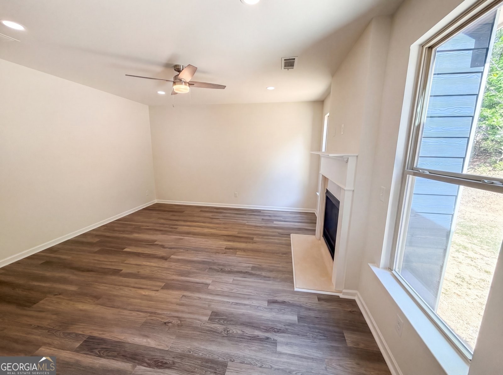 5049 Saphire Court Douglasville - Photo 7