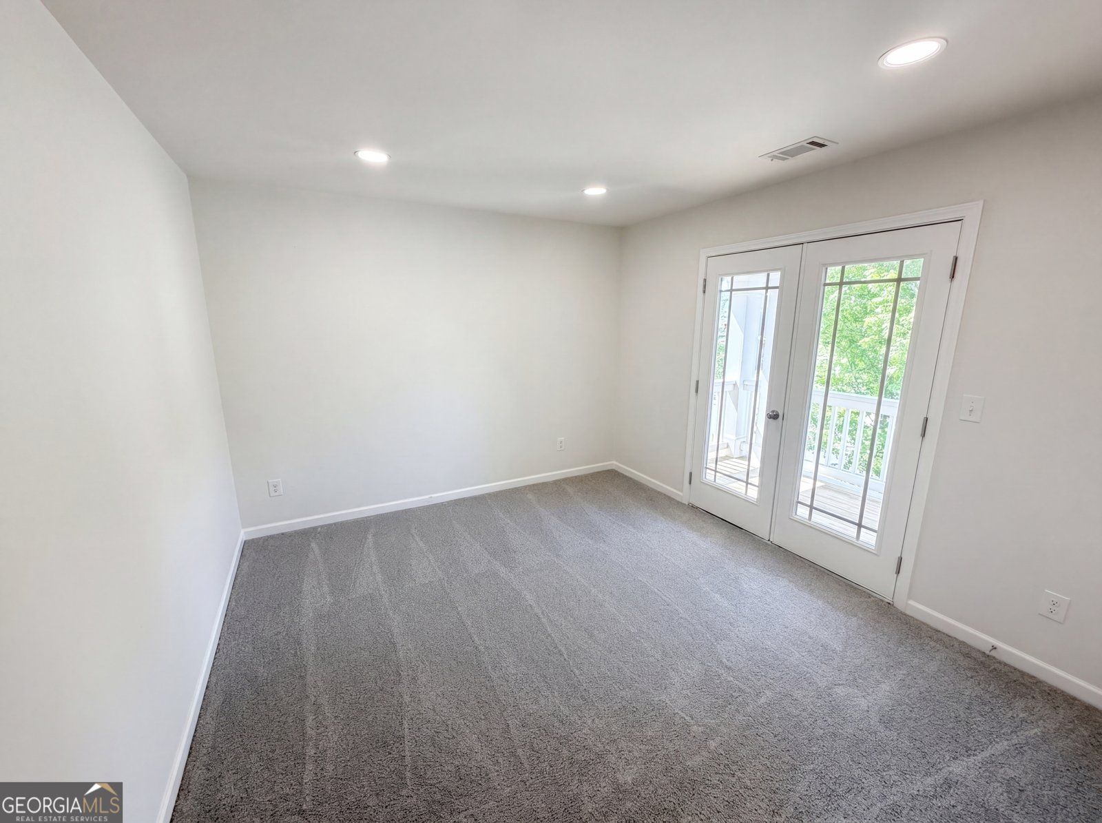 5049 Saphire Court Douglasville - Photo 8