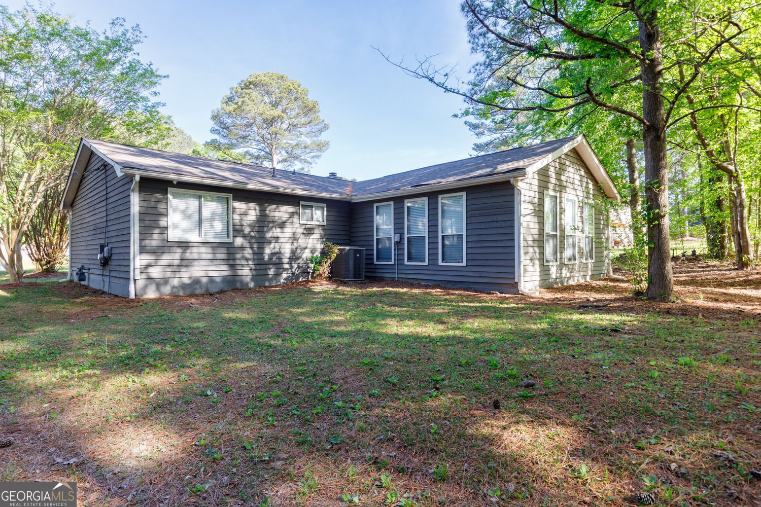 7085 Hania Drive Fairburn - Photo 8