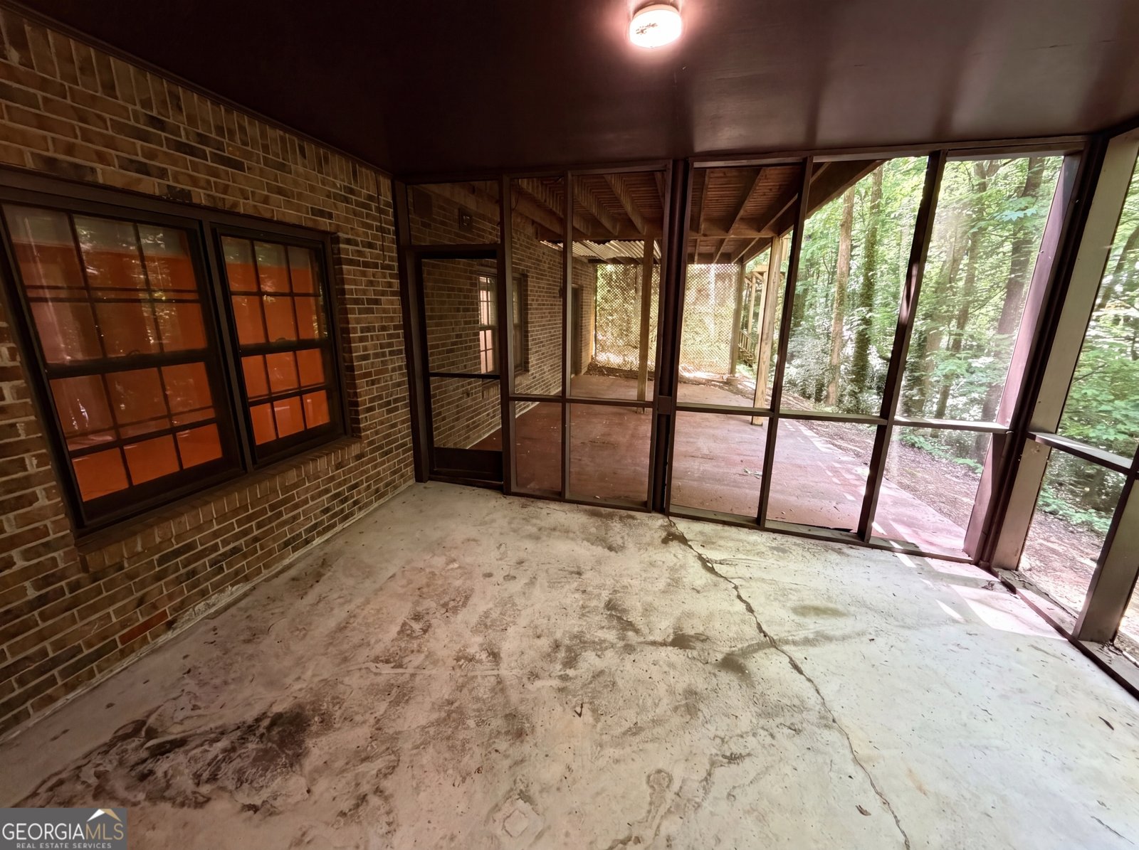 2360 Kimbrough Court Sandy Springs - Photo 37