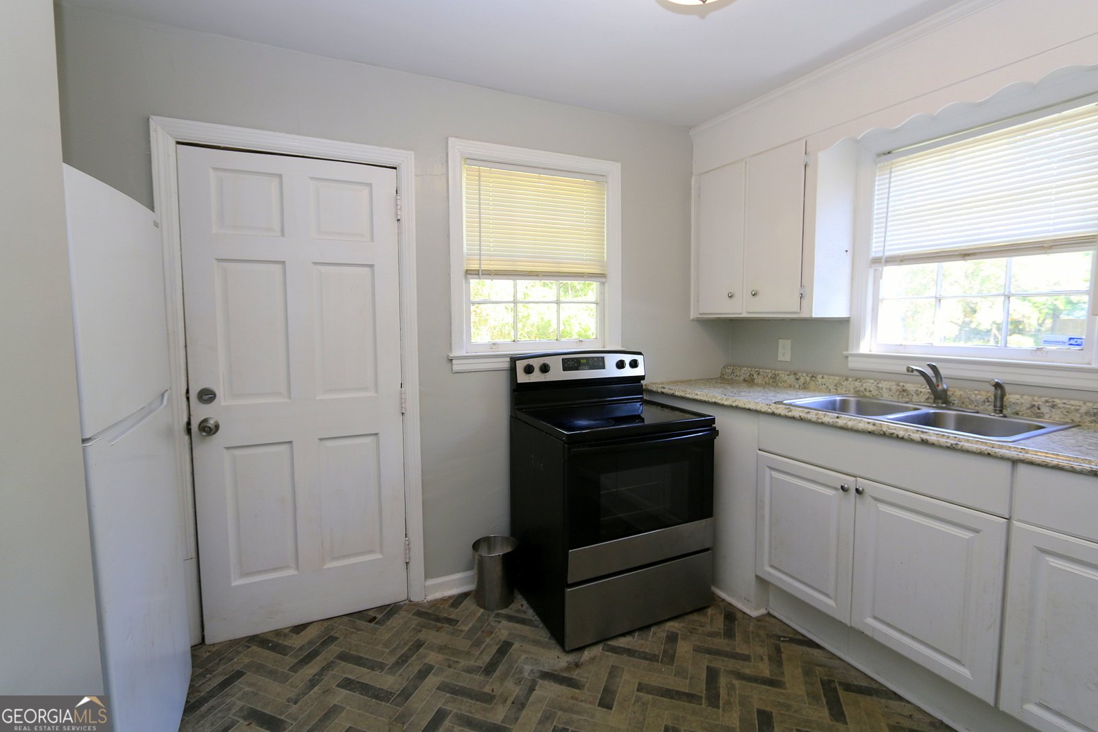 2309 Lorraine Drive Savannah - Photo 13