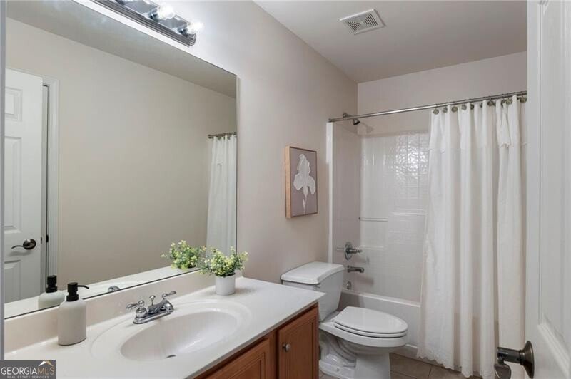 2425 Gateview Court Cumming - Photo 10