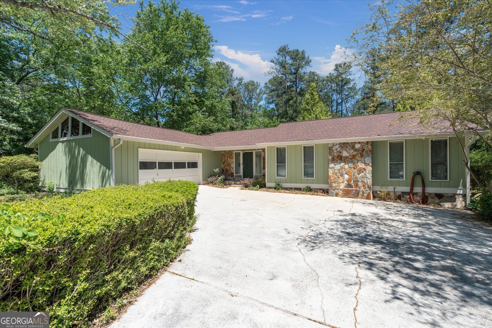 110 Lake Terrace Court Carrollton - main photo