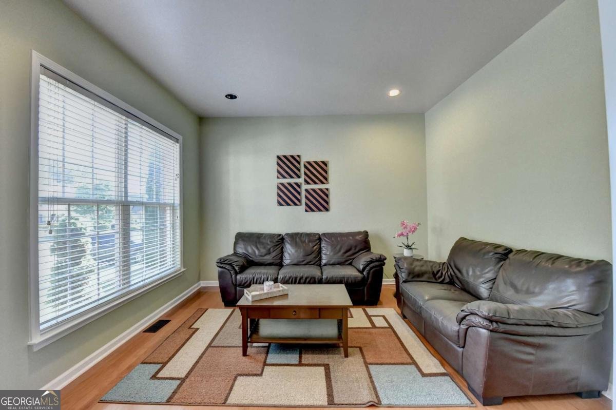 770 Pimlicon Place Suwanee - Photo 11