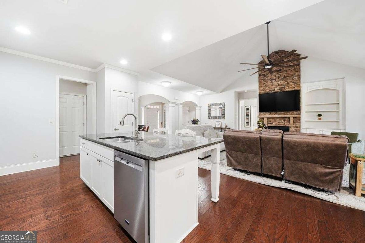 6680 Bransford Drive Cumming - Photo 16