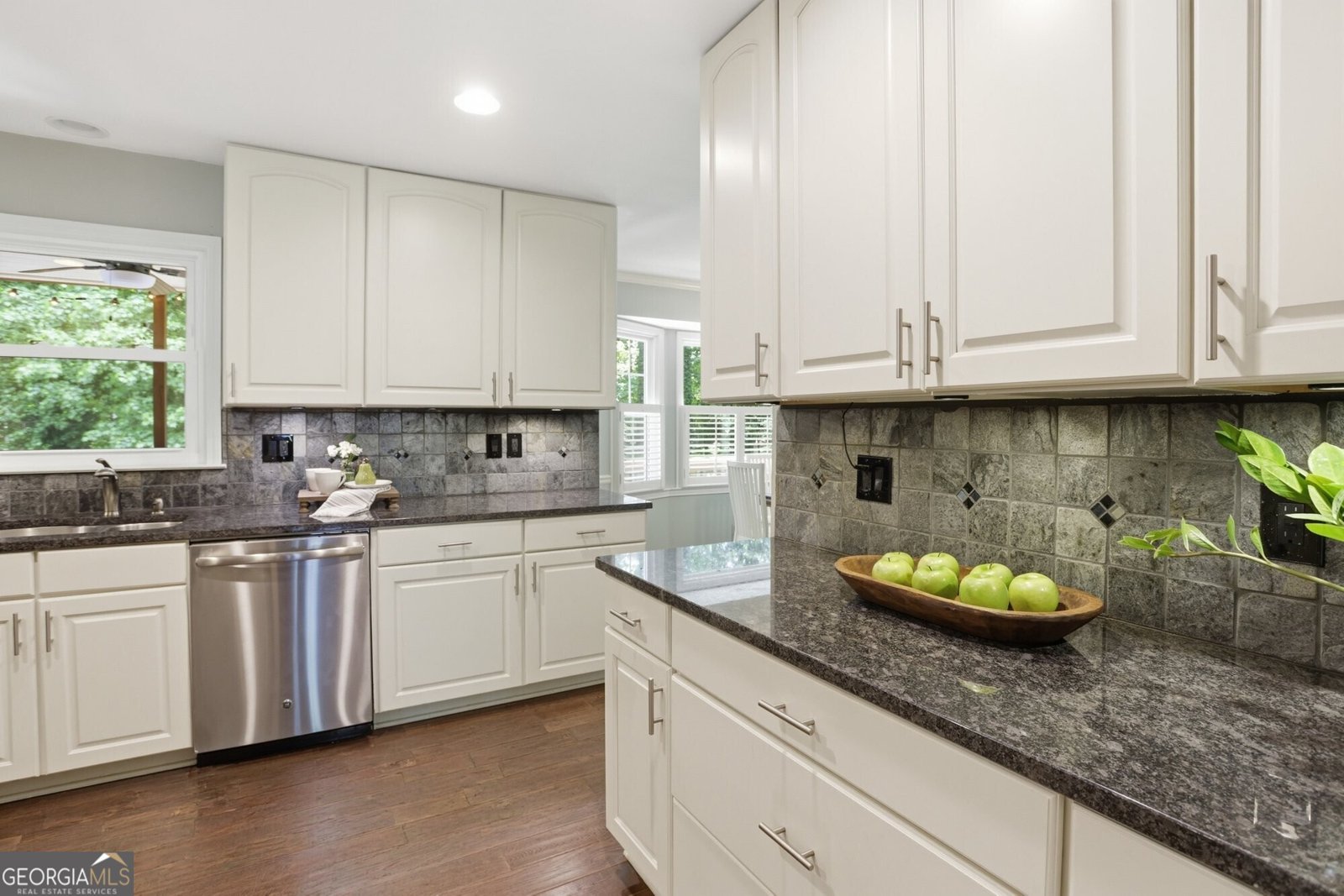 250 Hollyridge Way Roswell - Photo 13