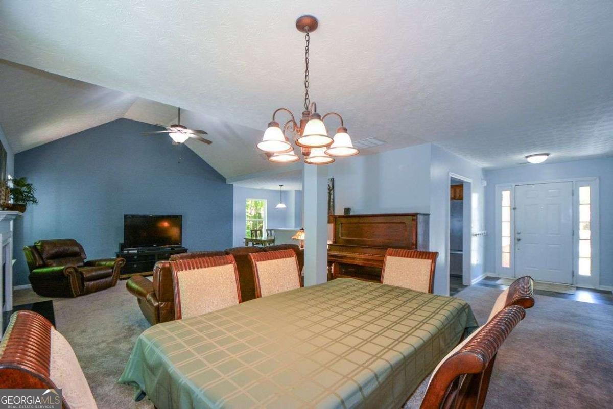 1324 Charleston Avenue Commerce - Photo 12