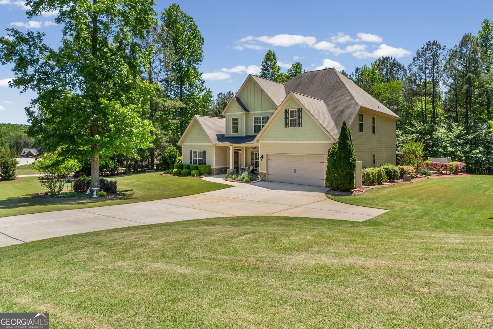 195 Gracie Gardens Court Newnan - main photo