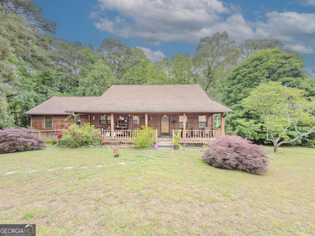 2960 Greenvalley Road Snellville - Photo 1
