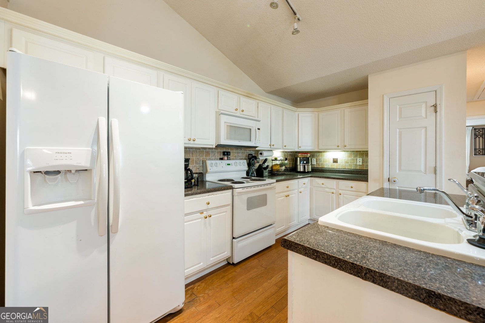 205 Courtyard Lane Newnan - Photo 11