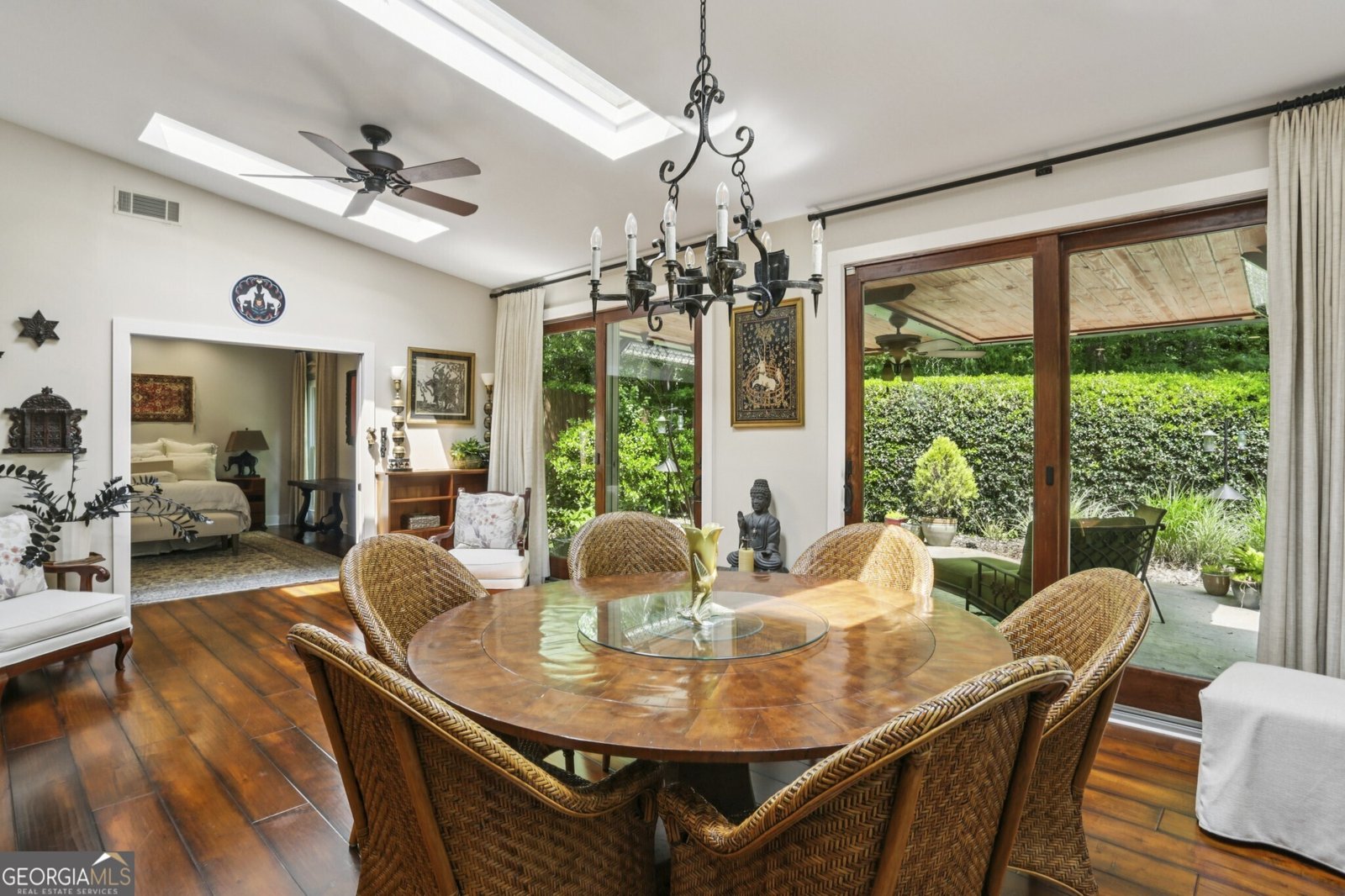 4563 Village Drive Atlanta - Photo 14