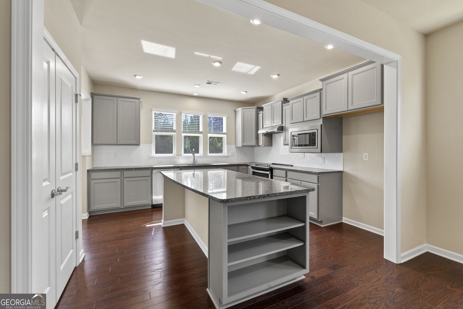 1141 Southern Pine Road Greensboro - Photo 19
