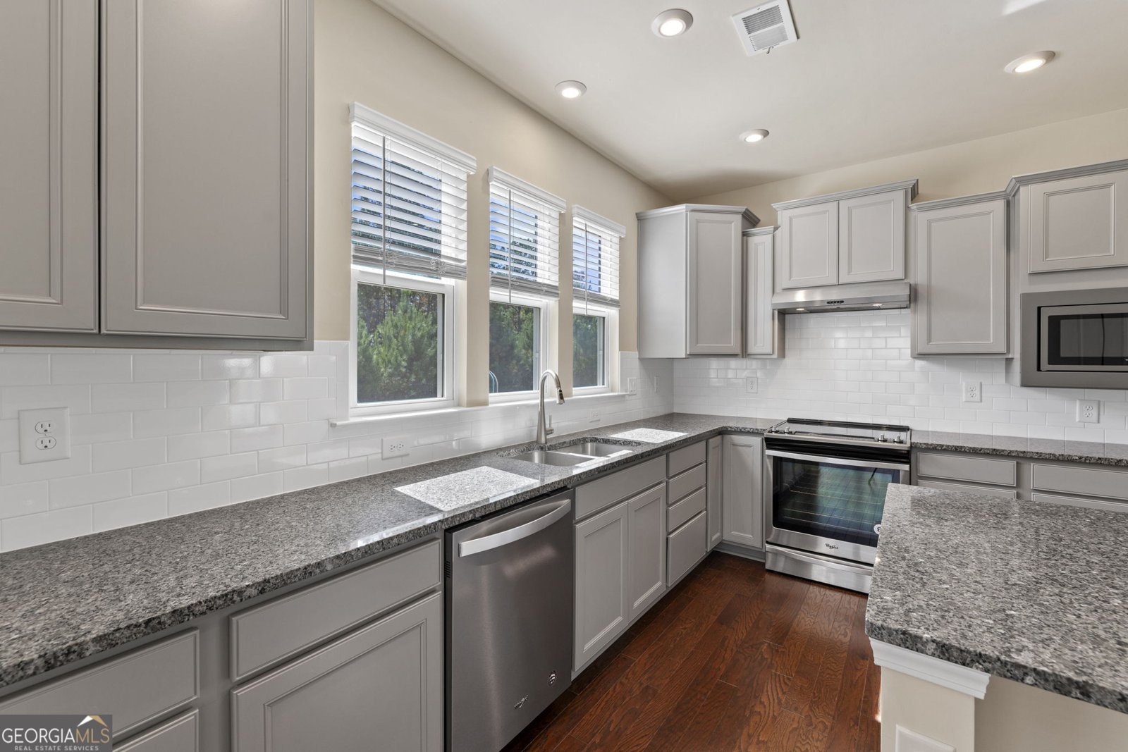 1141 Southern Pine Road Greensboro - Photo 24