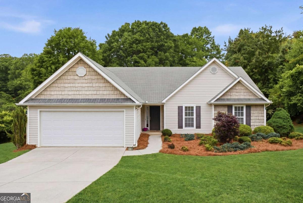 8790 Baycreek Lane Gainesville - main photo