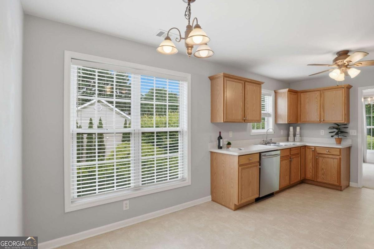 8790 Baycreek Lane Gainesville - Photo 15