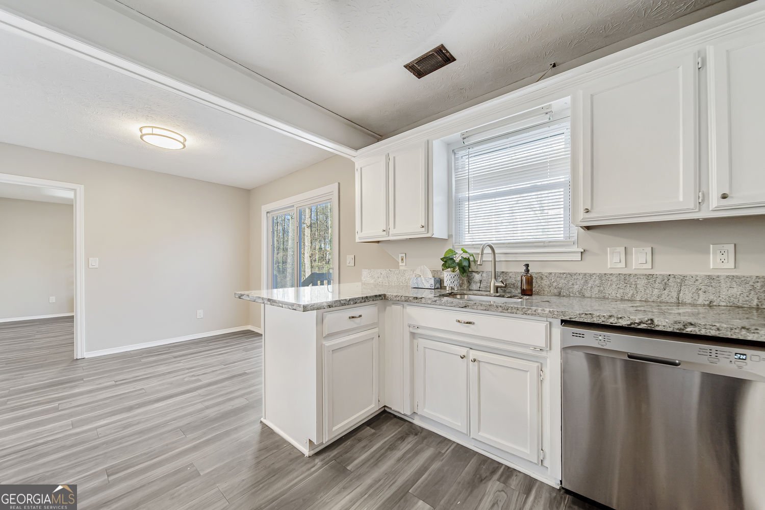 1069 Ashwood Circle Lawrenceville - Photo 10