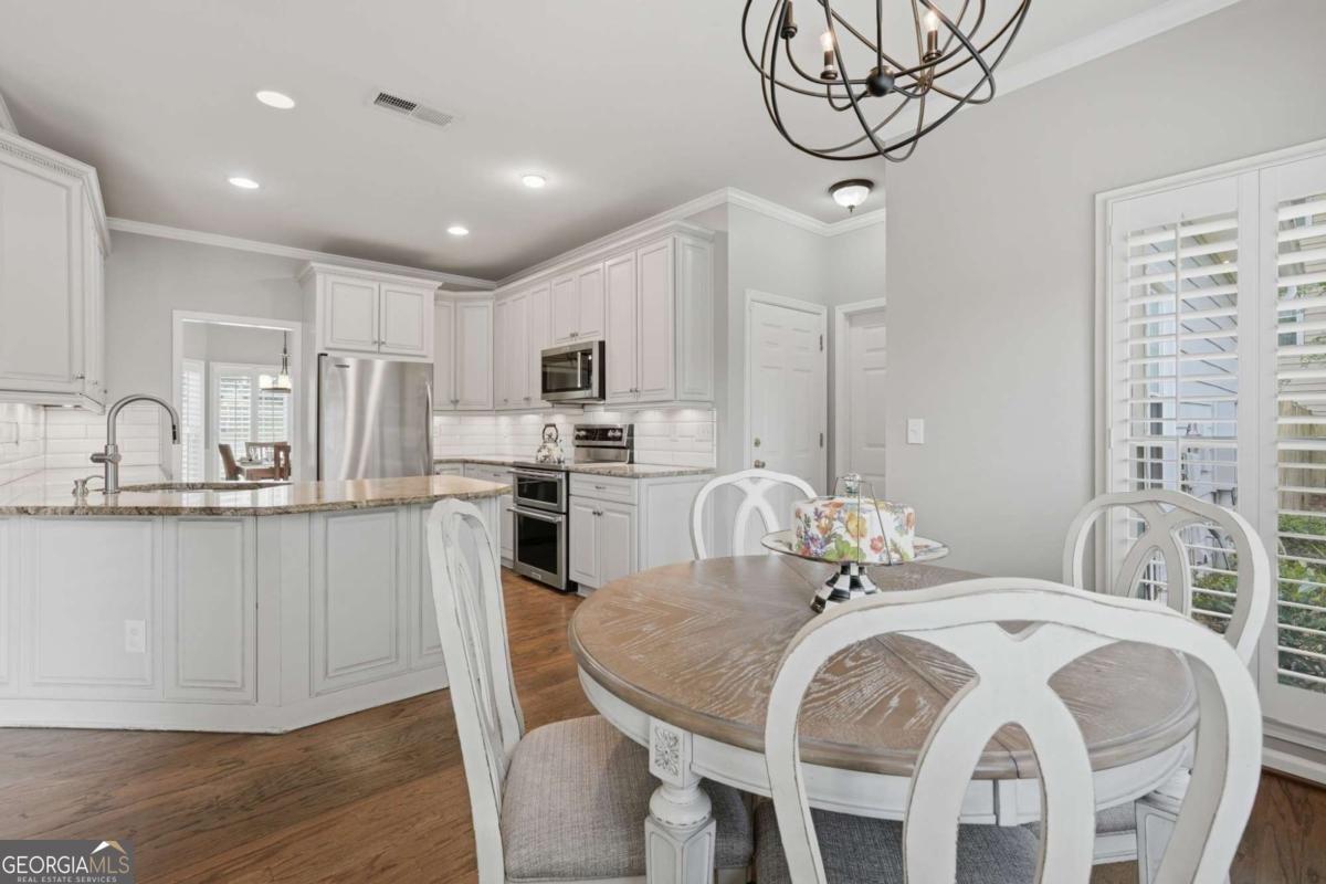 405 Briars Bend Alpharetta - Photo 19