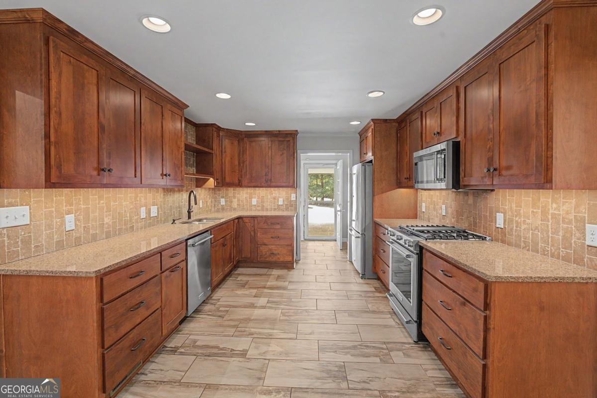 1530 Robinhood Road Watkinsville - Photo 8