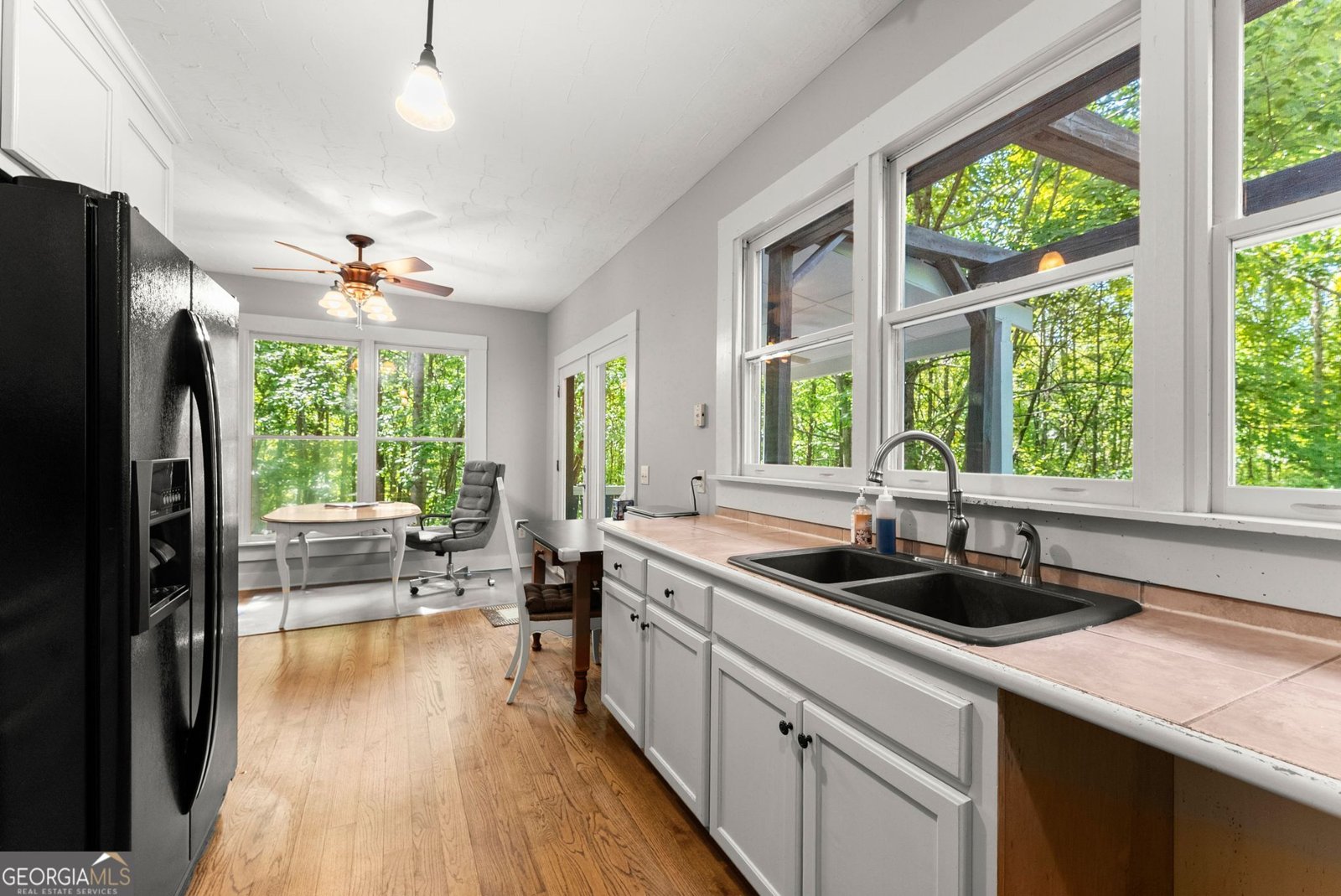 544 Cameron Road Cleveland - Photo 11