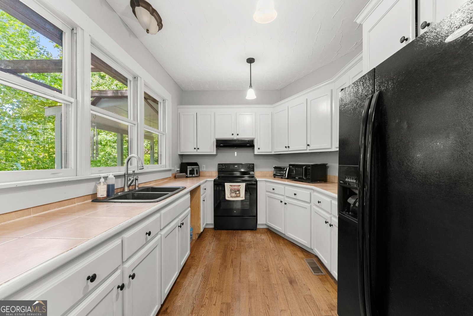 544 Cameron Road Cleveland - Photo 9