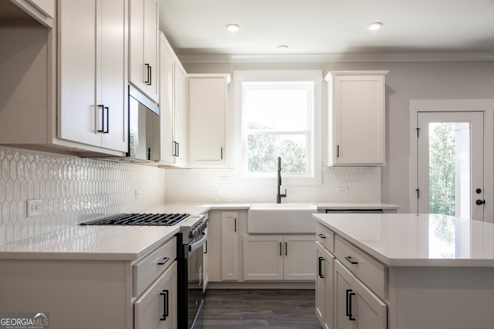 152 Henley Street Canton - Photo 8