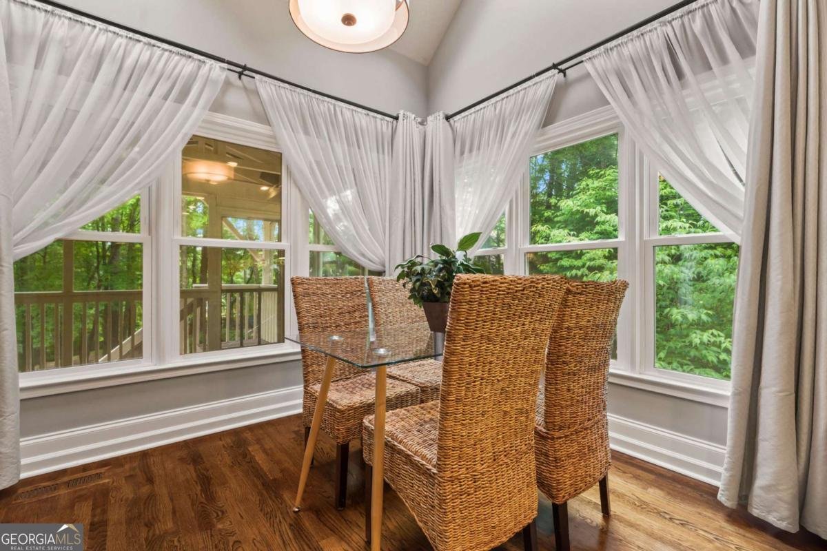 2891 Wynfair Drive Marietta - Photo 12