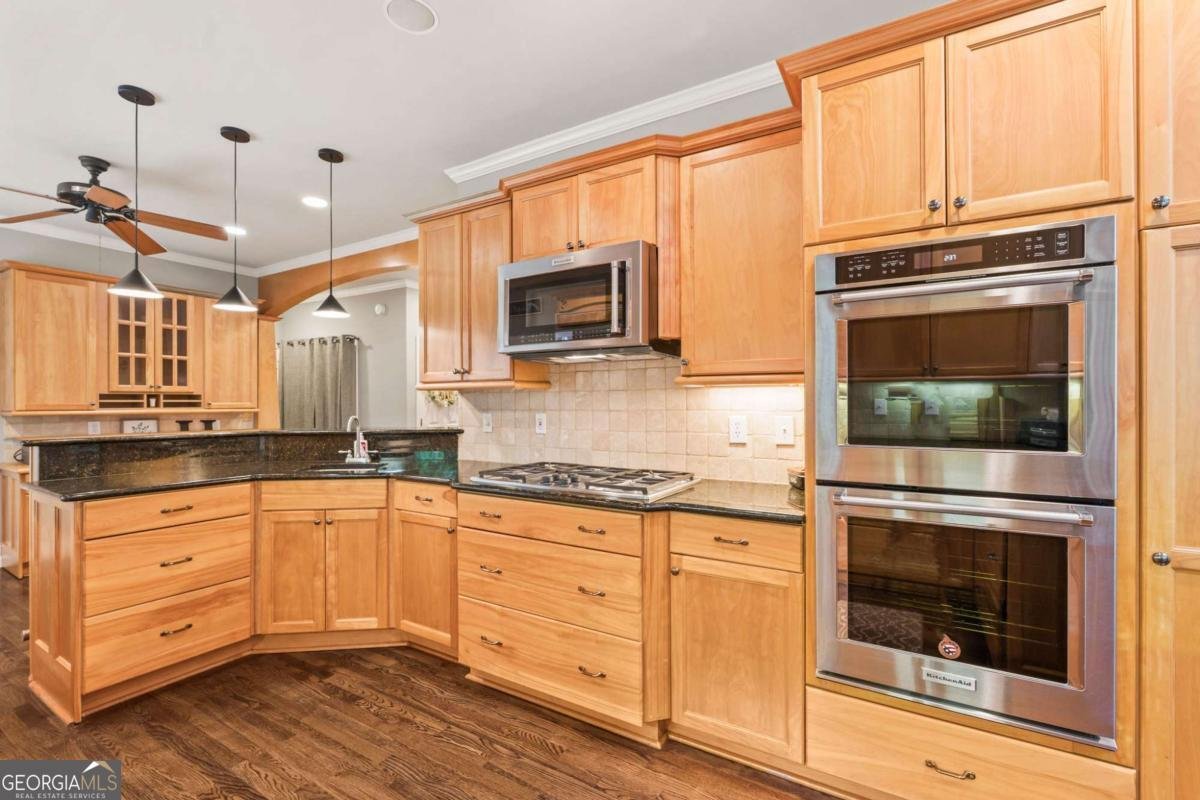 2891 Wynfair Drive Marietta - Photo 13
