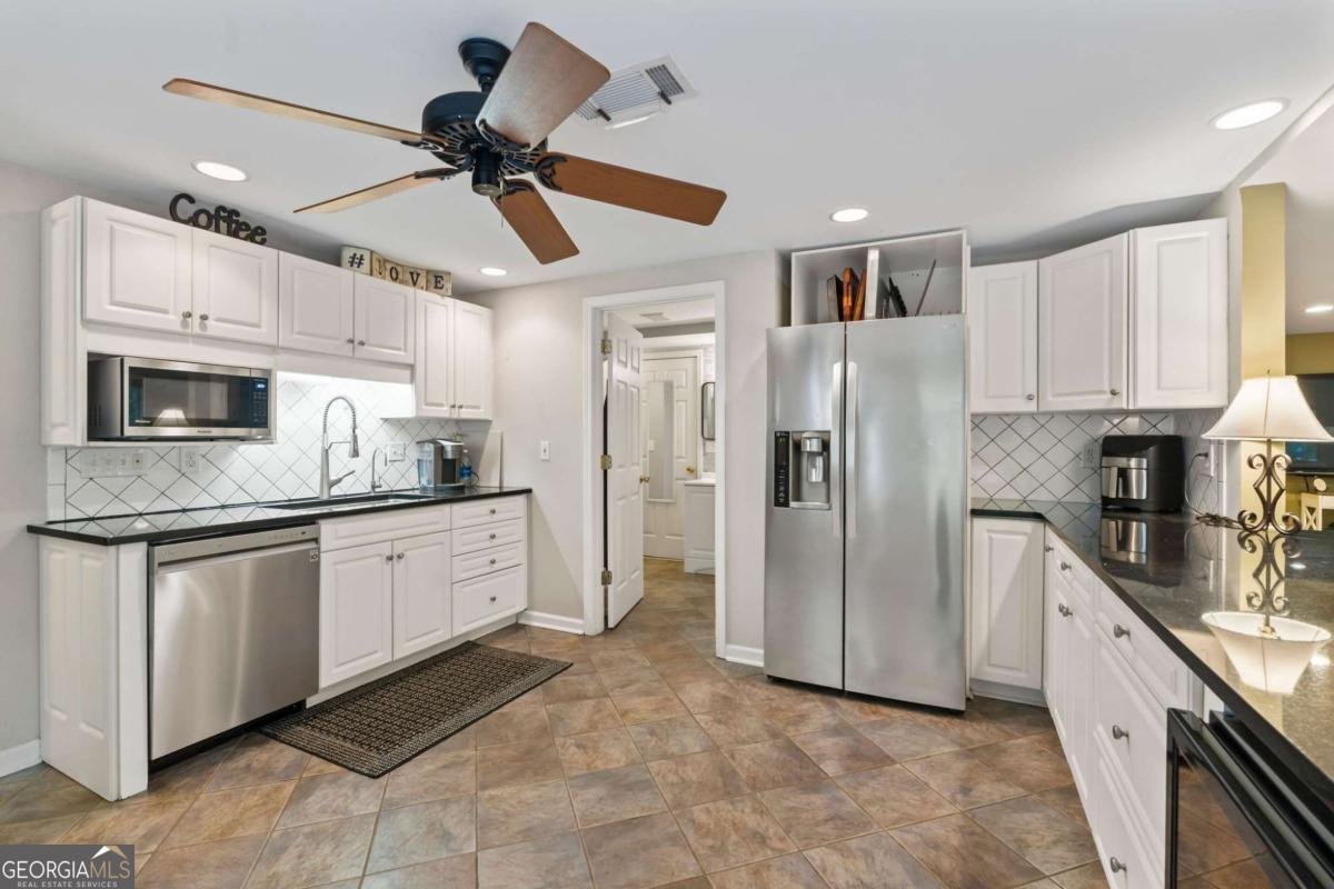 2891 Wynfair Drive Marietta - Photo 22