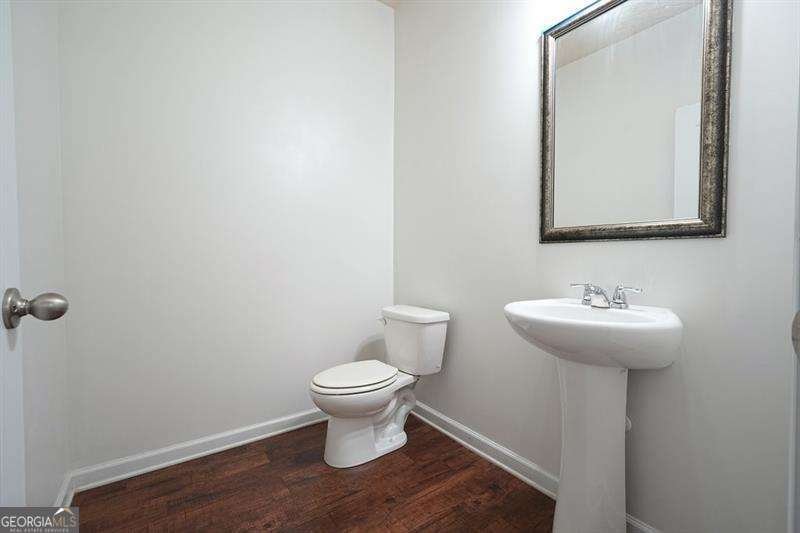 402 Wilshire Court Acworth - Photo 16