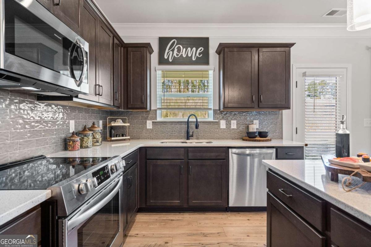 223 Shantz Way Byron - Photo 12