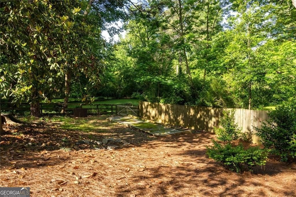 590 Superior Avenue Decatur - Photo 33