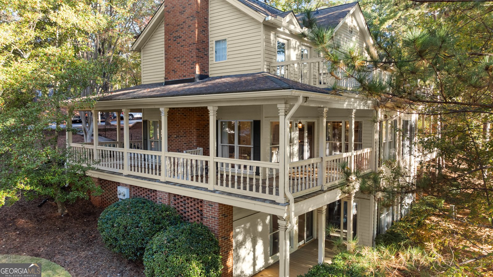 1042 Cupp Lane Greensboro - main photo