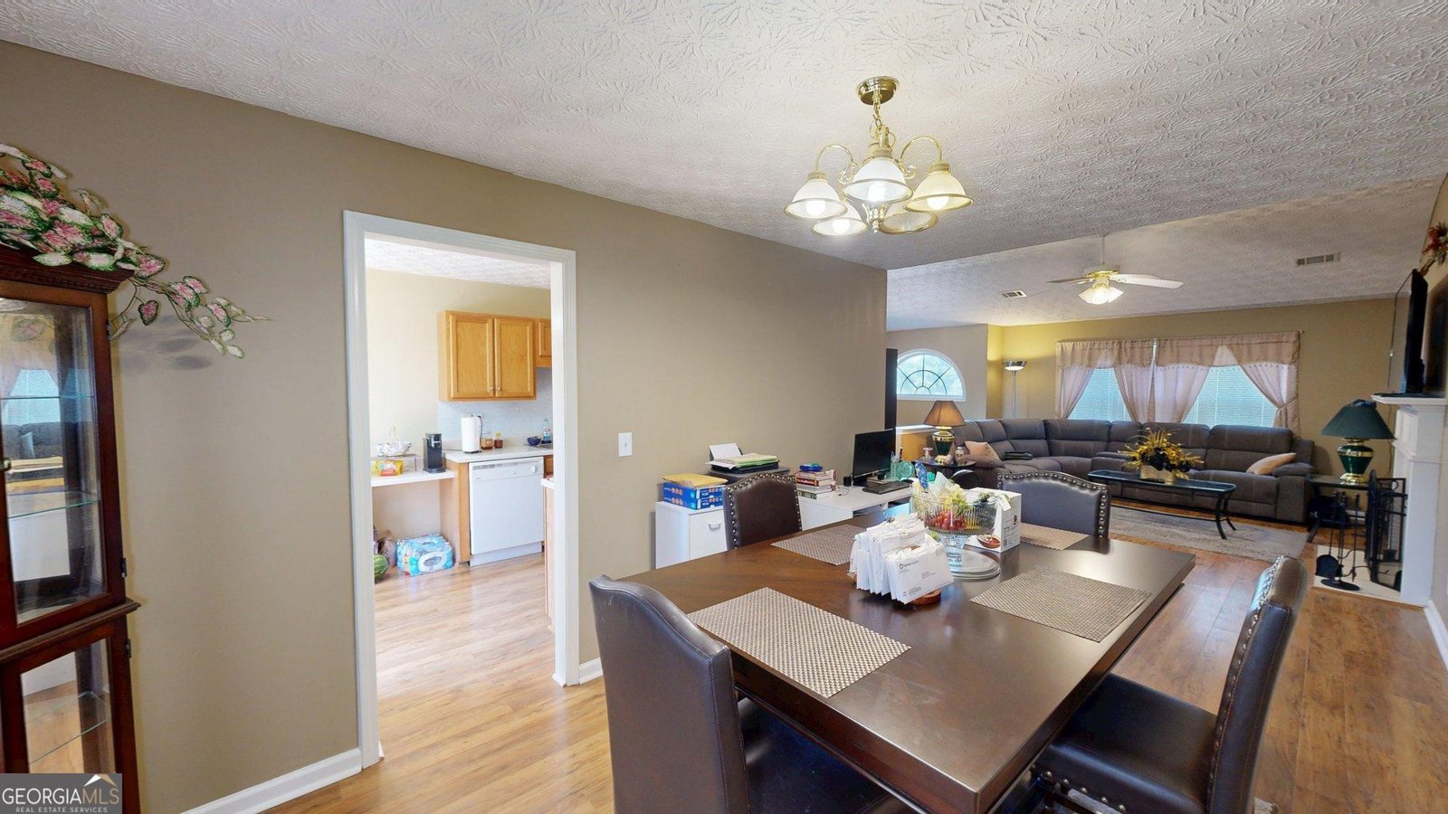 100 Hawthorn Drive Carrollton - Photo 11